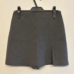ZARA タグ付き グレー スリット入りキュロットパンツ　定価5990円（税込）