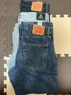 3本試着のみLevi's デニムパンツ 3種セットのサムネイル