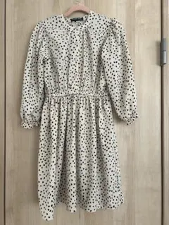 【美品！】水玉模様の長袖ワンピース　130cm