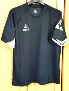 ルコックスポルティフ 黒いスポーツシャツ