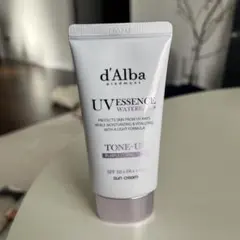ダルバ　UVエッセンスクリーム　パープル