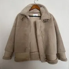 JOOMERNI ベージュ フェイクファー ジャケット