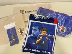 サッカー日本代表　サムライブルー　長友佑都