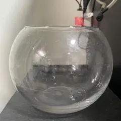 AYTM スモークグレー球形花瓶・真鍮リング付き フラワーベース - メルカリ