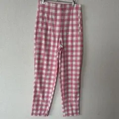 白 カジュアルパンツ