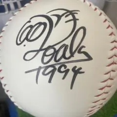 【希少】ドアラのおおきいボール　直筆サイン入り 2025年最新】ドアラ サインボールの人気アイテム - メルカリ