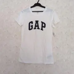 GAP　ロゴTシャツのサムネイル