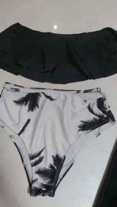 ショルダーフリルビキニ 水着