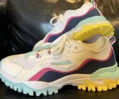 未使用 韓国限定UMBRO BUMPYHIGH-TECH UL1PKC51WYのサムネイル