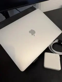 MacBook Pro 13インチ 2017 16GB Venturaのサムネイル