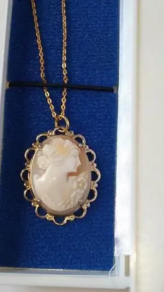 シェルカメオ CAMEO ペンダントトップ ヴィンテージ ネックレス 美品 です