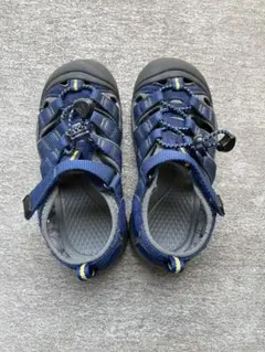 KEEN ネイビー サンダル　サイズ20㎝