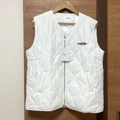 1点のみ　新品未使用　NOWLE★ワンポイントロゴ 刺繍 キルティング ベスト