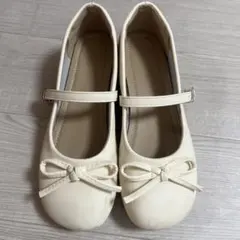 フォーマルシューズ　ベージュ　24.5cm