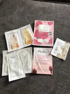 dプログラム、ロクシタン、melvita、paul&joe サンプル