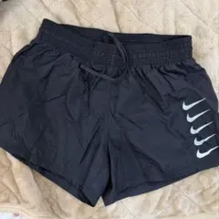 NIKE ナイキ　ハーフパンツ　ショートパンツ　ランニングパンツ