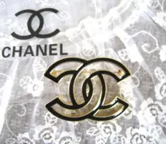 CHANEL　ノベルティ　COCOマーク　ブロ－チ