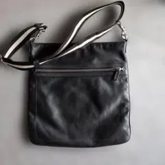 BALLY 黒 レザー ショルダーバッグ