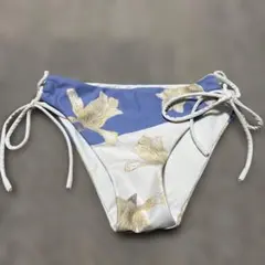 ALEXIA STAN アリシアスタン　ビキニ　花柄セパレート水着（青と白）