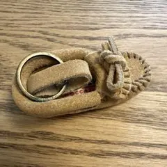 Minnetonka ミニモカシン型キーホルダーのサムネイル