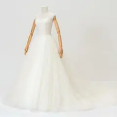 ワタベ　美品　定価35万円　ウェディングドレス　クリーニング済み 処分価格】定価35万円 WATABE 編み上げウェディングドレス（8T