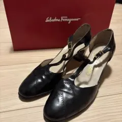 良品❤箱付き☆フェラガモ【Ferragamo】ヴァラ スエード パンプス 濃茶色 FERRAGAMO/フェラガモ_Women通販 | ヴァラ 【送料無料】 | 三越