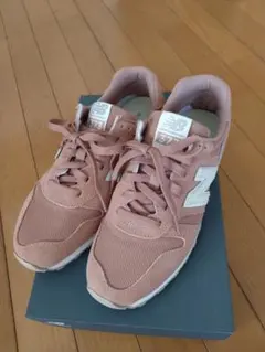 ニューバランス373 24.5センチ レディース