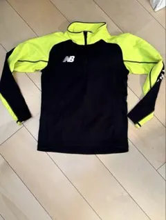 New Balance ピステセット 黒/蛍光イエロー