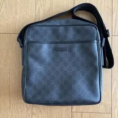 GUCCI GGスプリーム ショルダーバッグ