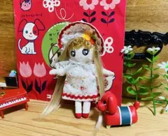 ハンドメイド　小さな文化人形　いちご