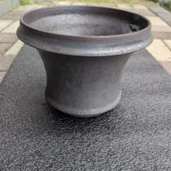 盆栽鉢　時代大きな盆栽鉢植木鉢雷紋付き泥丸鉢陣笠泥鉢2個 盆栽鉢 時代大きな盆栽鉢植木鉢雷紋付き泥丸鉢陣笠泥鉢2個 - メルカリ