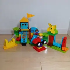 Item thumbnail for item e37fba7f-872a-4c47-bceb-235509832938