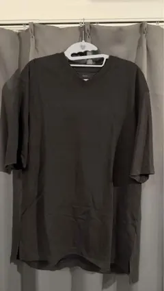 UNIQLO エアリズム　ダークグレー Vネック Tシャツ Lサイズ