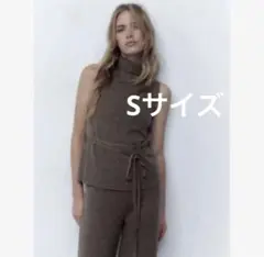 【ZARA】ソフトトップスドローストリング　ノースリーブ　ハイネックニット