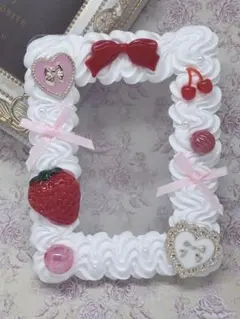 ホイップデコトレカケース(苺)
