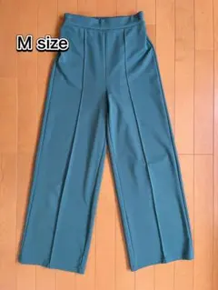 【良品✨️】ピンタックパンツ Mサイズ グリーン イージーパンツ ウエストゴム