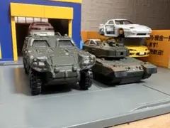 トミカ　自衛隊　軽装甲車　戦車　セット　まとめのサムネイル