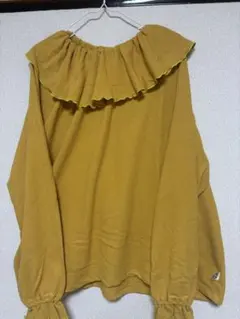 美品✨マーキーズ⭐︎大人サイズ1ビッグカラーフリルパイル？カットソー