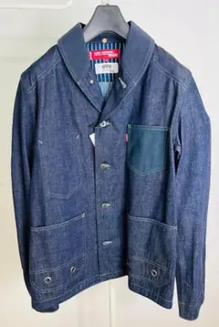 Item thumbnail for item a20a28ad-e814-43fc-914e-5bef695f54ca