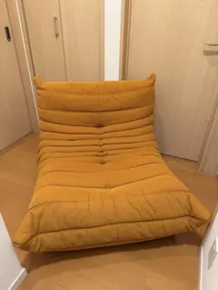 ligne roset トーゴ 1人用ソファ黄色
