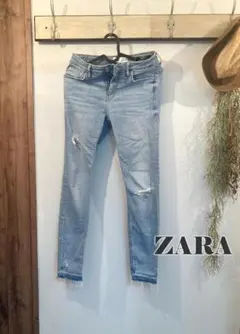 【USED美品】ZARA スキニーデニム ダメージ加工＊36サイズ・ライトブルーのサムネイル
