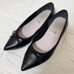 《美品》Launa lea ポインテッドトゥ バレーシューズ ブラックのサムネイル