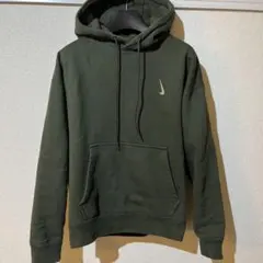 ナイキ×ビリーアイリッシュ　プルオーバースウェットパーカー