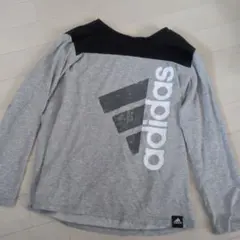 adidas 長袖カットソー グレー