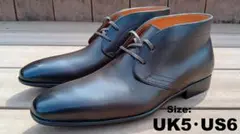 【新品】Santoni（サントーニ） チャッカブーツ（DB）UK5のサムネイル