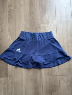 adidas スコート
