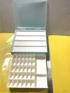 オリジナル消しゴム　入れ物　送料込み