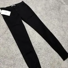 新品 クラシカルエルフ 美脚フレイド スキニーデニム ブラックのサムネイル