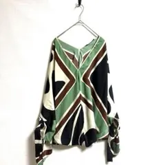 【ZARA】　ザラ　ジオメトリックパターン バルーンスリーブ トップス　L