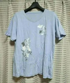 最安値処分価格❗送料込み300円❕水色 花柄 Vネック 半袖Tシャツ